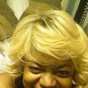 Meet your Posher, Vickie